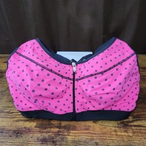 Knockout Ultra Max front-Close Sport Bra